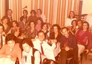 Mühendisler Cemiyeti'nde Bir Gece - En sağdaki Vedat Amca, en solda, yüzününü yarısı görünen de babam